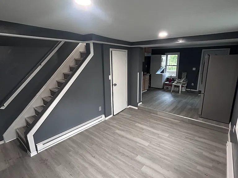 619 W State St #1 — Photo 3