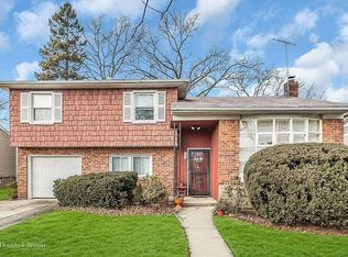 803 3rd Ave, Franklin Square, NY 11010