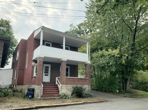 2307 9th St, Altoona, PA 16601