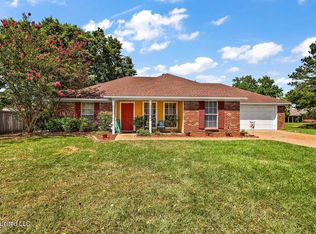 5009 Cedar Glenn Ct, Byram, MS 39272