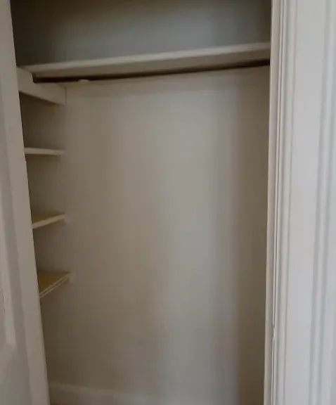 325 Roseville Ave — Photo 6