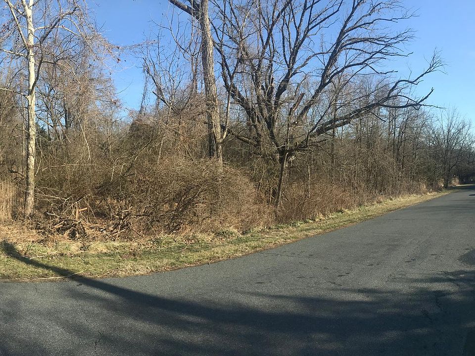 1st image of 13417 Valley Dr