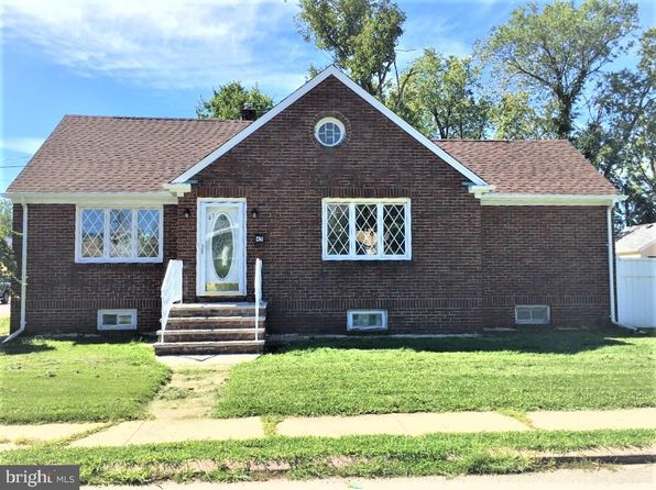 43 Heuer St Little Ferry Nj 07643 Zillow