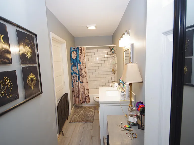 1272 Woodland Ave NE #3 — Photo 13