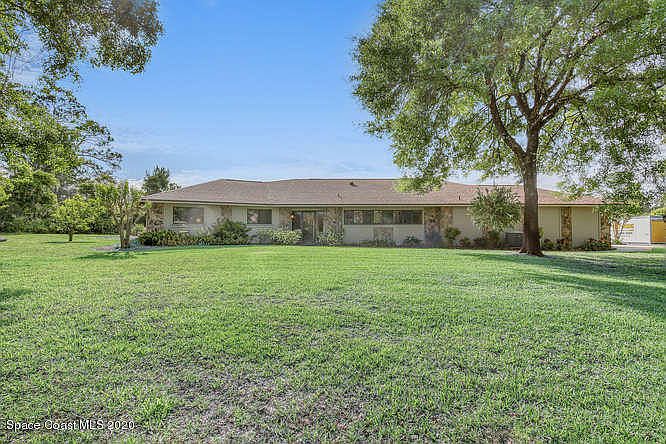 1st image of 1228 Sand Pine Cir