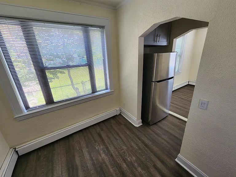 432 Broad Ave #2 — Photo 3
