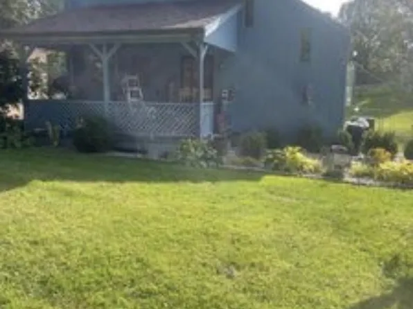 164 1st St, Shady Spring, WV 25918