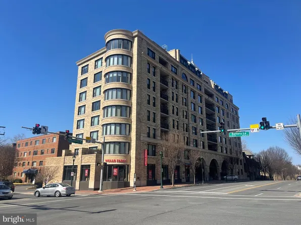 8302 Woodmont Ave APT 203, Bethesda, MD 20814