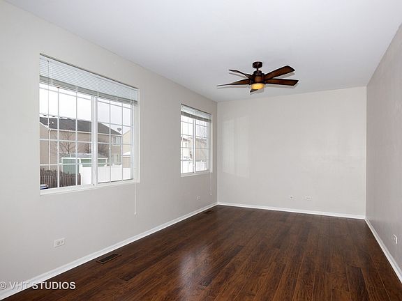 5th image of 25234 W Presidential Ave