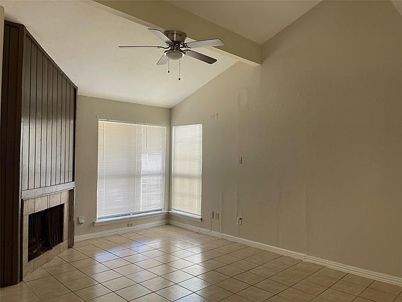 3rd image of 7715 Rolling Ridge Dr