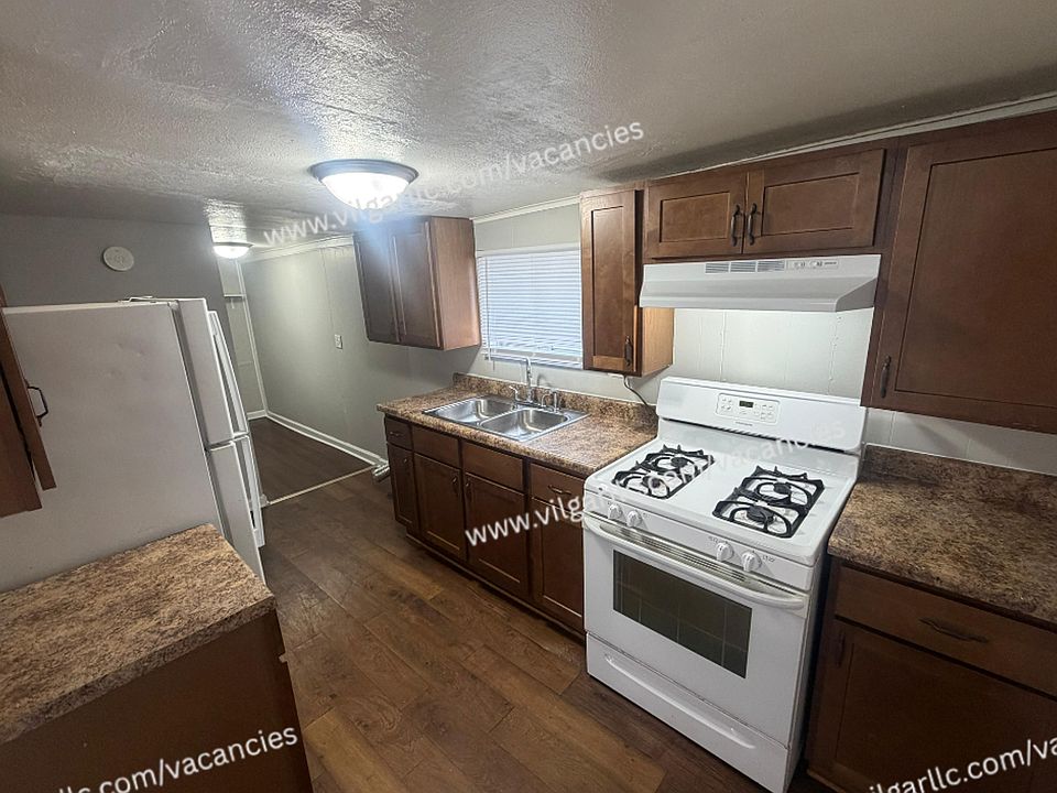 1st image of 3647 Minnesota St