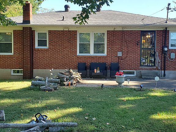 4th image of 47 Walker Cir