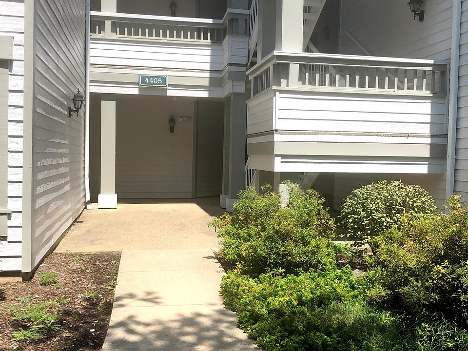 1st image of 4405 Sedgehurst Dr APT 201