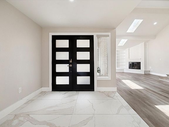 4th image of 3147 Robinson Rd