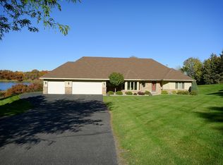 175 Gleason Lake Rd, Wayzata, MN 55391