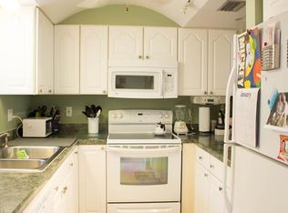 208 Lewis Cir APT 1B, Punta Gorda, FL 33950