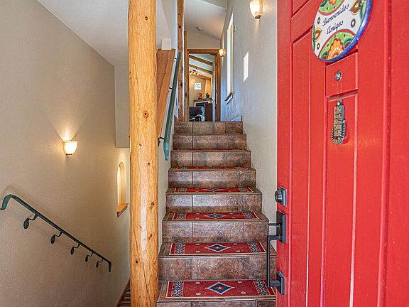 3rd image of 18 Sugar Bear Ln