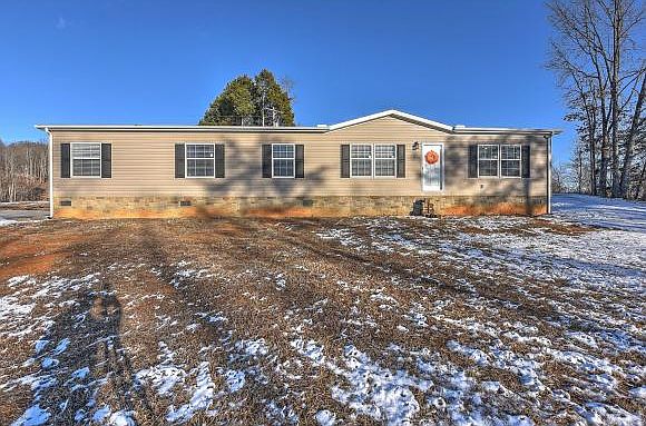 1st image of 671 Presley Ln