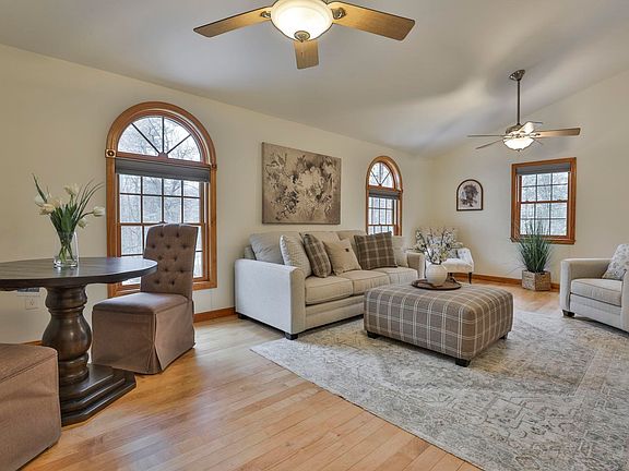 3rd image of 41 Dupaw Gould Road