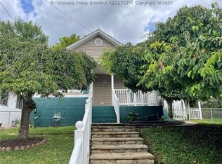 118 Chestnut St, Dunbar, WV 25064