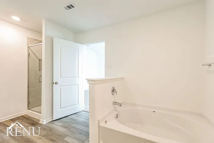 2955 Jackson Smt — Photo 12