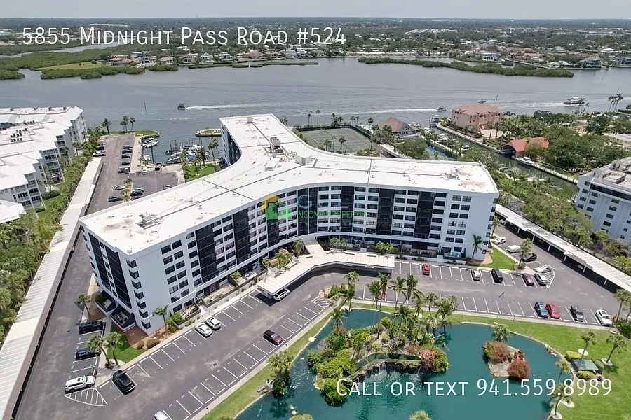 1 bed, 1.0 bath, 751 sqft, $2,100 — Photo 2