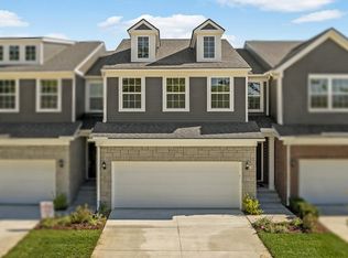 4831 Glenora Dr, Lake Orion, MI 48359