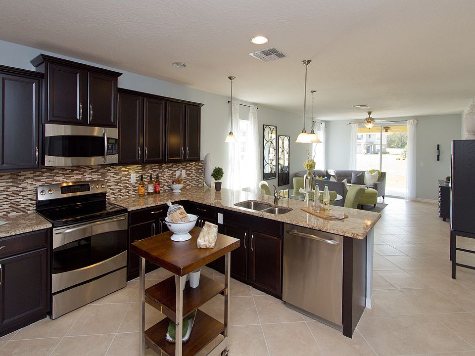 4849 WATERS GATE DR