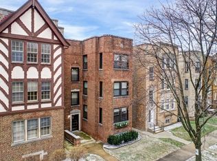 4827 Lee St, Skokie, IL 60077