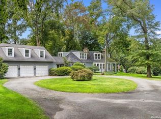 34 Yellow Cote Rd, Oyster Bay, NY 11771