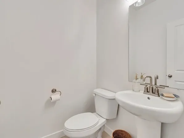 169 E Volunteer Dr, Spanish Fork, UT 84660