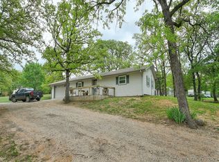 2103 Seminole Dr, Sulphur, OK 73086