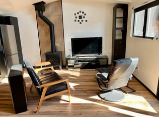 23 Rockview Dr, Santa Cruz, CA 95062