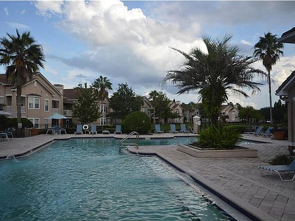 4th image of 10442 Villa View Cir #10442