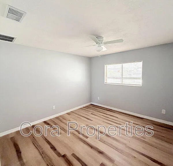 825 Avenue Y NW — Photo 23