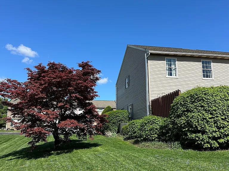 652 Park Ridge Dr — Photo 21
