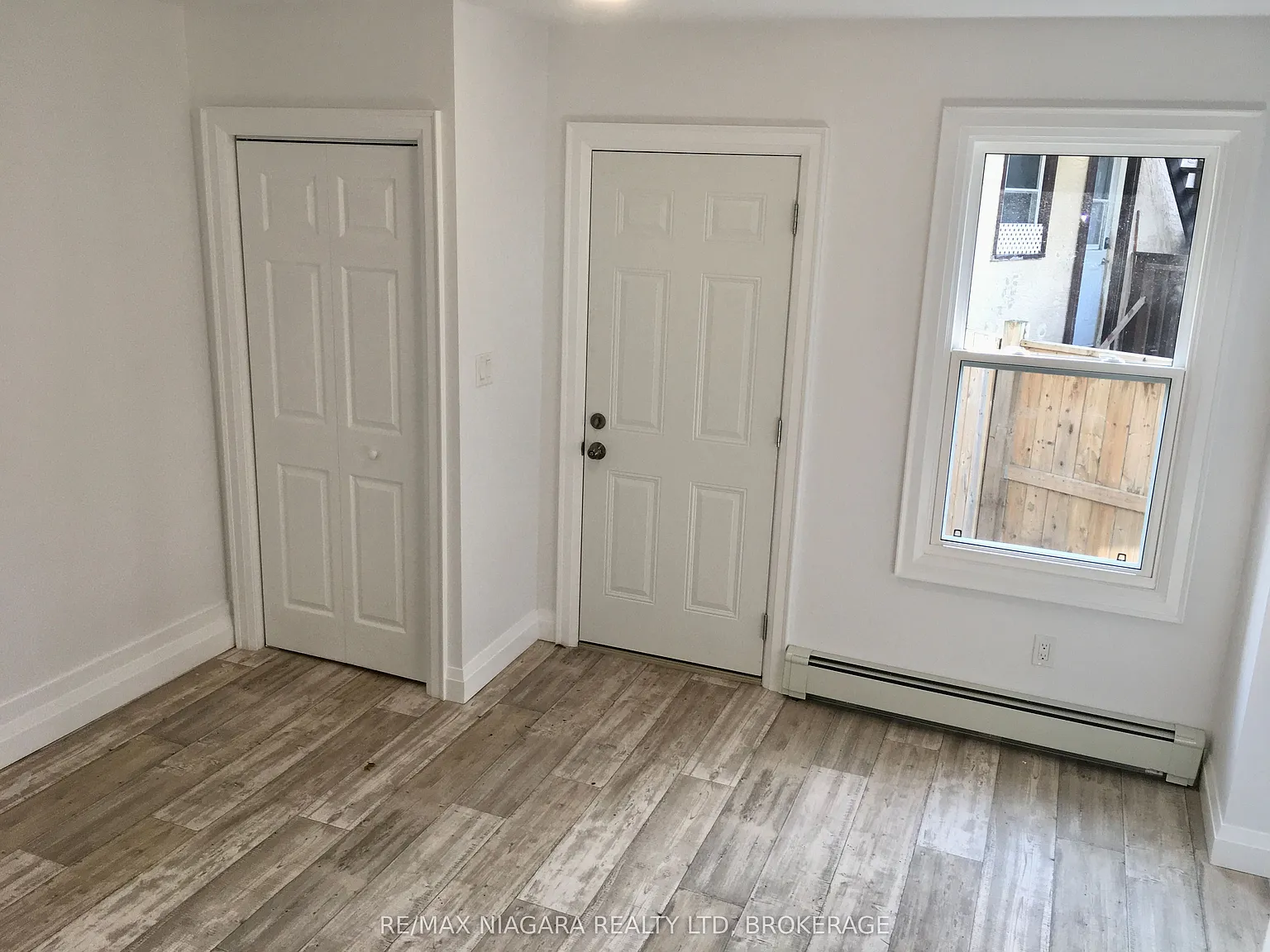 1 bed, $1,333 — Photo 3