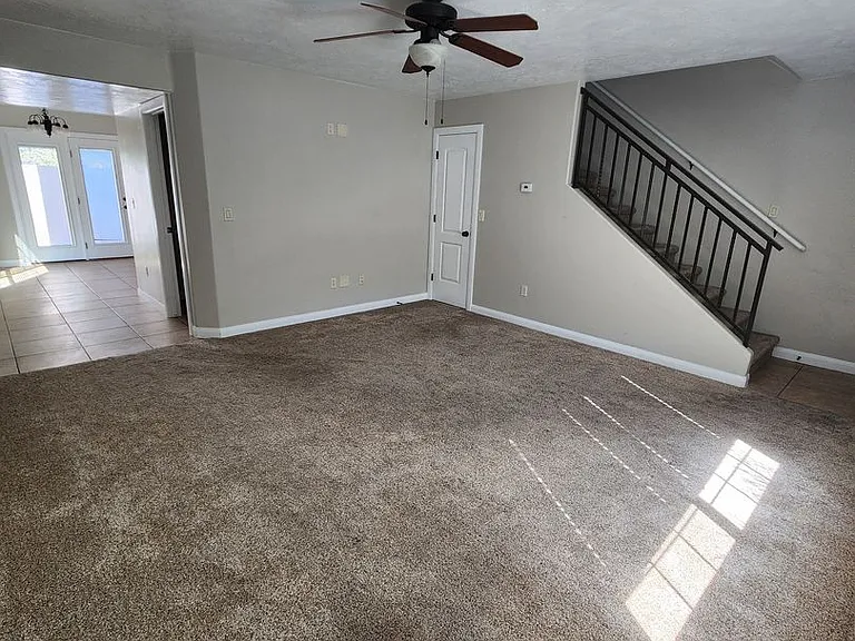 370 W 1425 N #17 — Photo 6