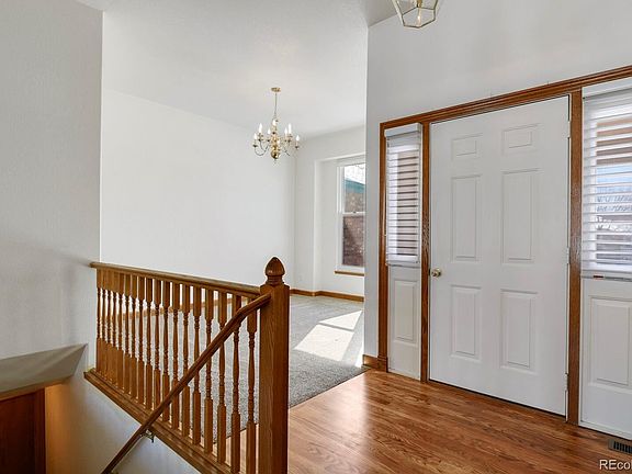 4th image of 935 Hawkridge Cir