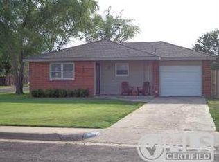 301 Spruce Ave, Dumas, TX 79029