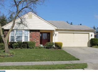 32 Horseshoe Ln N, Columbus, NJ 08022