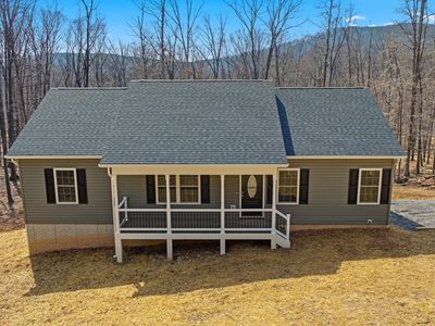 175 Fawn Run Ln, Hedgesville, WV 25427