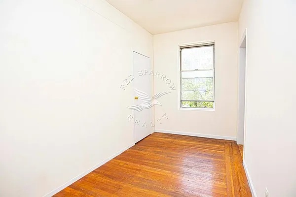 Rented by Red Sparrow Realty Group | media 38