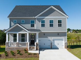 1030 Hawthorne Cir, Madison, GA 30650