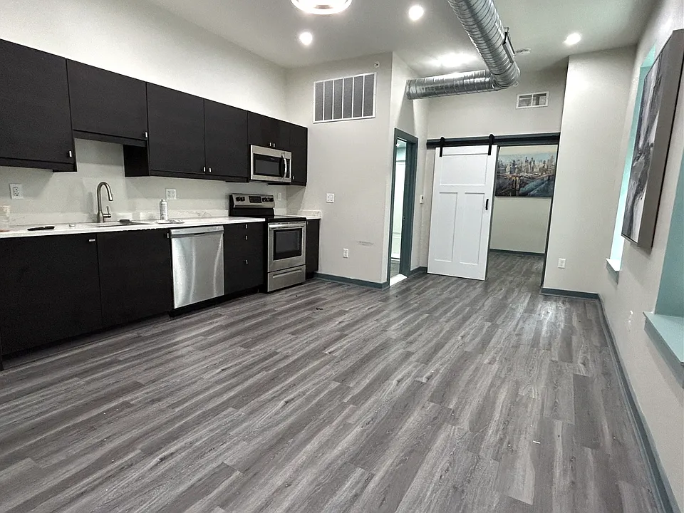 36 E Utica St #1-D