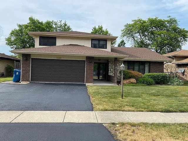 8530 W Sun Valley Dr photo 1