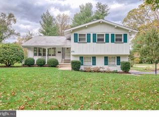 171 Wedgewood Dr, Cinnaminson, NJ 08077