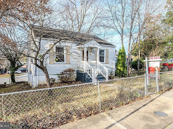 4th image of 1712 N Culpeper St
