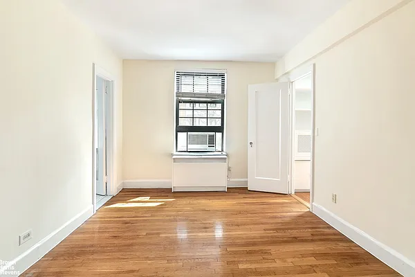 Rented by Brown Harris Stevens | media 4