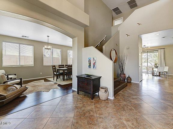 5th image of 15138 W CAMPBELL Avenue